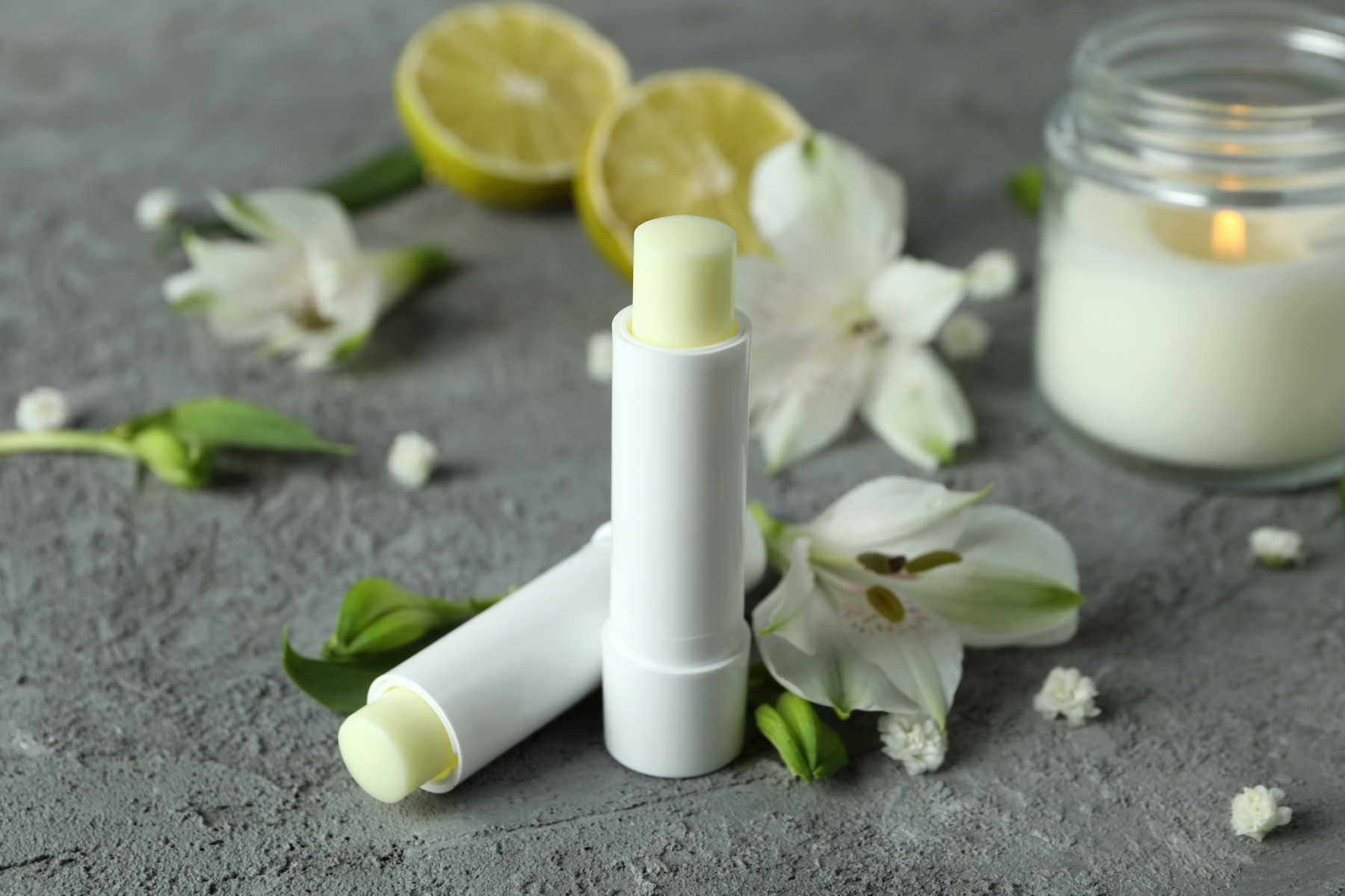 Τα lip balms αποτελούν υπέροχα δώρα που θα λατρέψουν όλοι